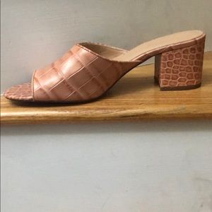 Jcrew pink leather slides
